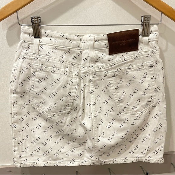 LIKE NEW. MVP Wardrobe DENIM MIN SKIRT LOGO WHITE - Picture 8 of 12